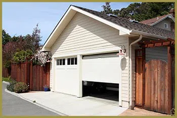 Metro Garage Door Service Louisville, KY 502-443-0009 - serv-sid-res-gdr-19m